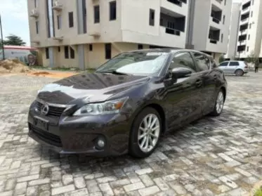Lexus CT 200h