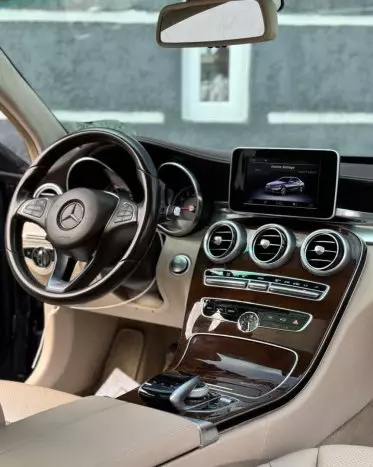 Mercedes-Benz C 300