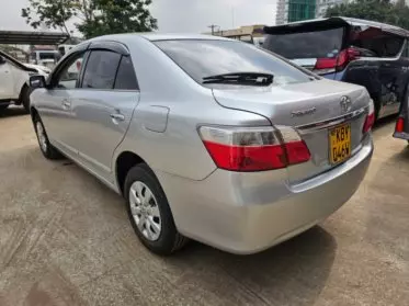 Toyota Premio