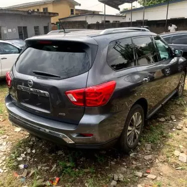 Nissan Pathfinder