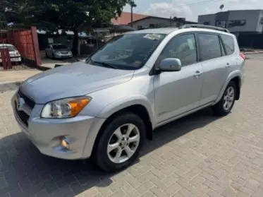 Toyota RAV 4