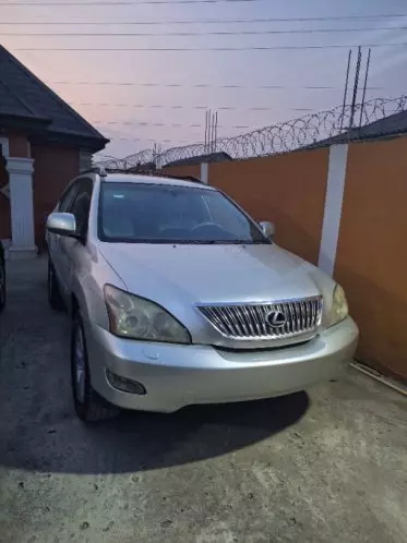 Lexus RX 330