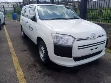 Toyota Succeed