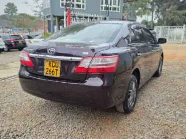 Toyota Premio