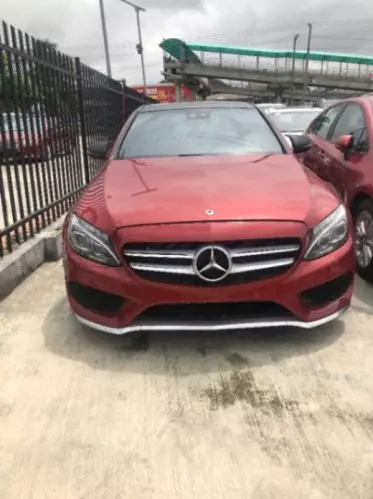 Mercedes-Benz C 300