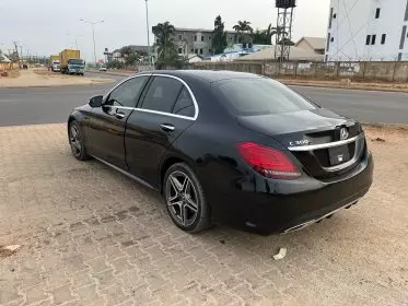 Mercedes-Benz C 300
