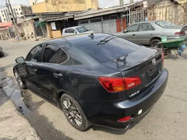 Lexus IS 300