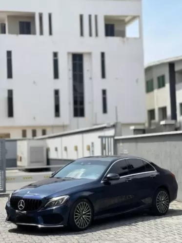 Mercedes-Benz C 300
