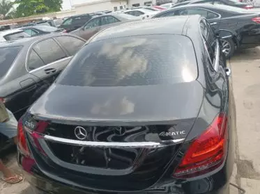 Mercedes-Benz C 300