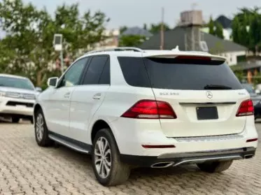 Mercedes-Benz GLE 350