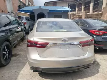 Toyota Avalon