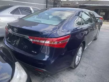 Toyota Avalon