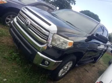 Toyota Tundra