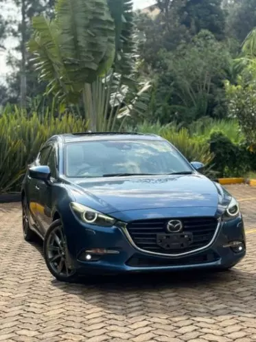 Mazda Axela 