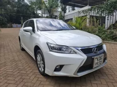 Lexus CT 200h