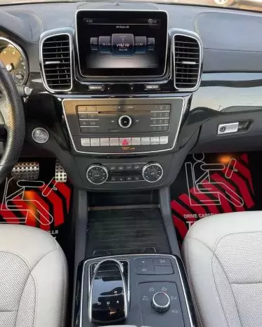 Mercedes-Benz GLE 400
