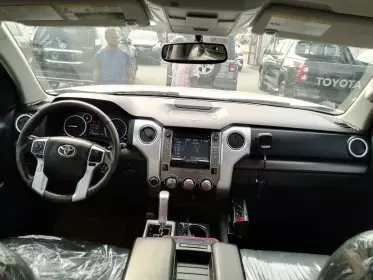 Toyota Tundra