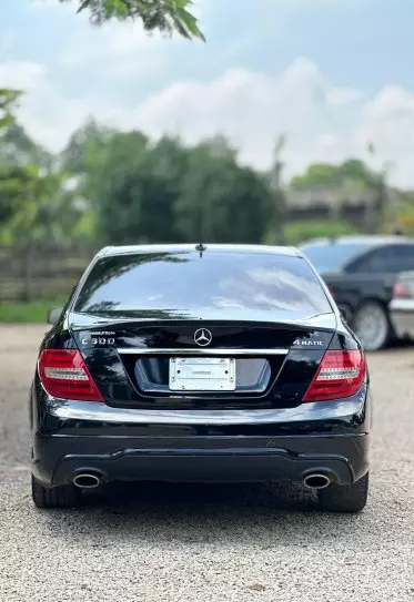 Mercedes-Benz C 300
