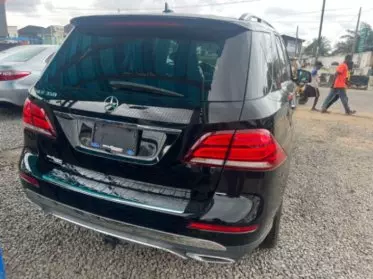 Mercedes-Benz GLE 350