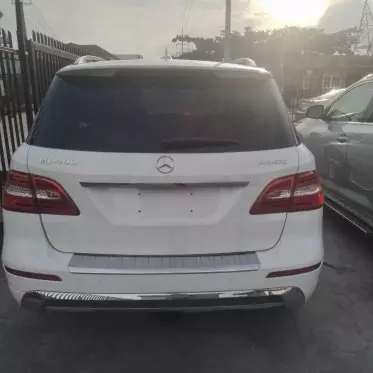 Mercedes-Benz ML 400