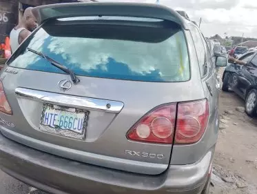 Lexus RX 300