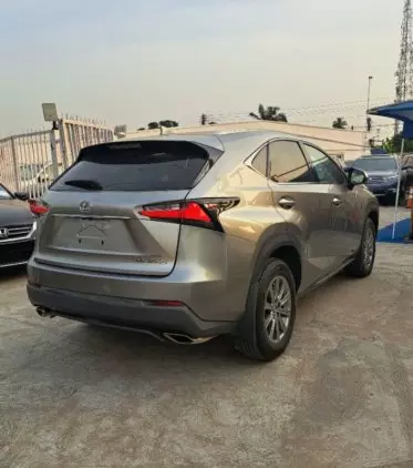 Lexus NX 200T