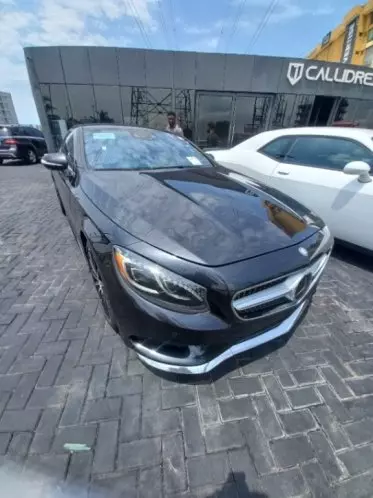 Mercedes-Benz S 550