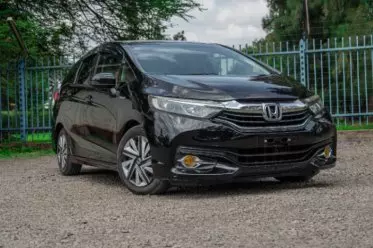 Honda Fit shuttle hybrid
