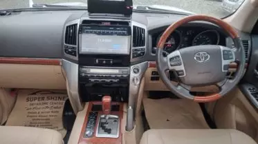 Toyota Landcruiser Vx V8