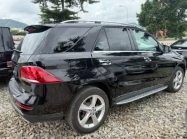 Mercedes-Benz GLE 350