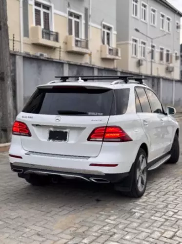Mercedes-Benz GLE 350