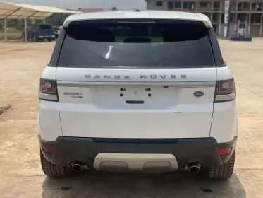 Land Rover  Range Rover Sport HSE Dynamic