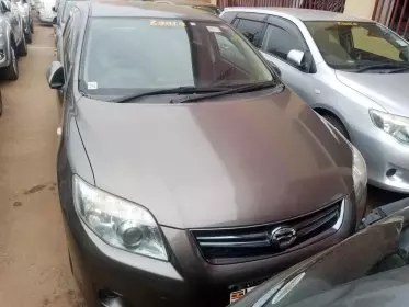 Toyota Fielder 