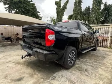 Toyota Tundra