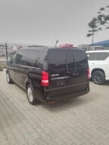 Mercedes-Benz metris