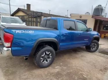 Toyota Tacoma