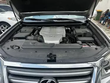 Lexus GS 460