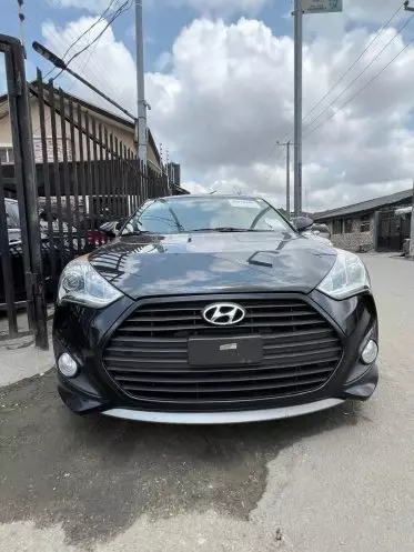 Hyundai Veloster