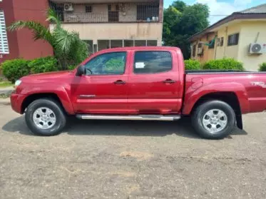 Toyota Tacoma