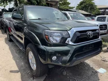 Toyota Tacoma