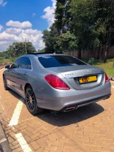 Mercedes-Benz S 400