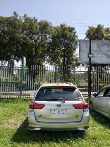 Toyota Fielder hybrid
