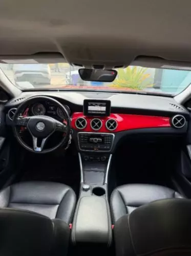 Mercedes-Benz CLA 250