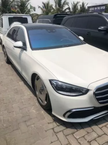 Mercedes-Benz S 500