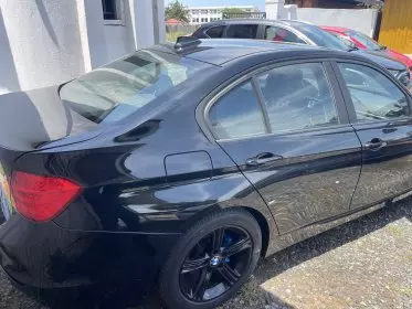 BMW 328i