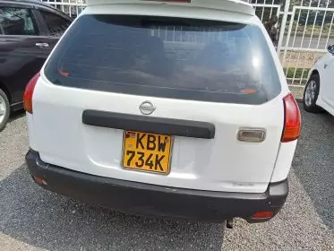 Nissan Advan