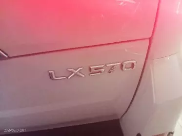Lexus LX 570