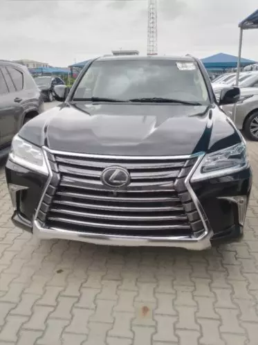 Lexus LX 570