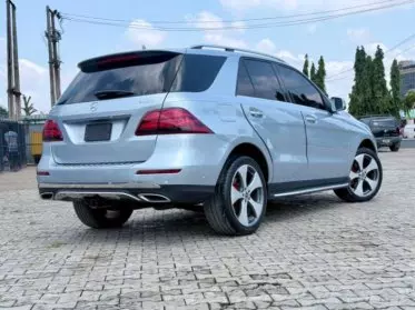 Mercedes-Benz GLE 350
