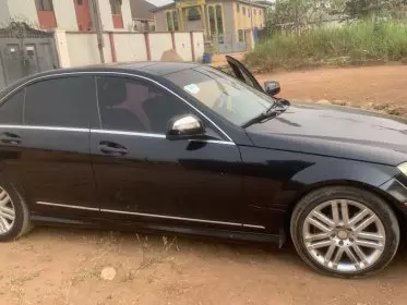 Mercedes-Benz C 300